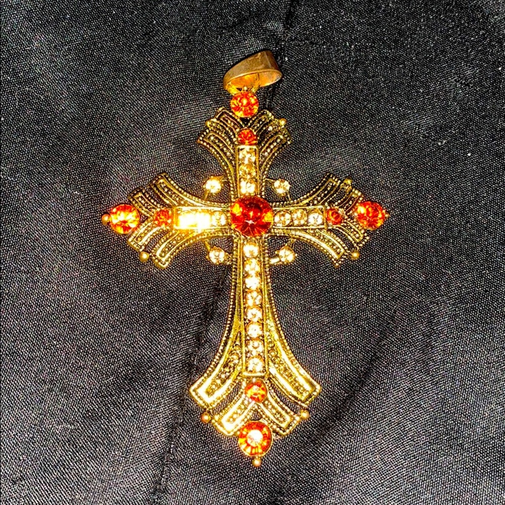 Jeweled cross gold necklace pendant
